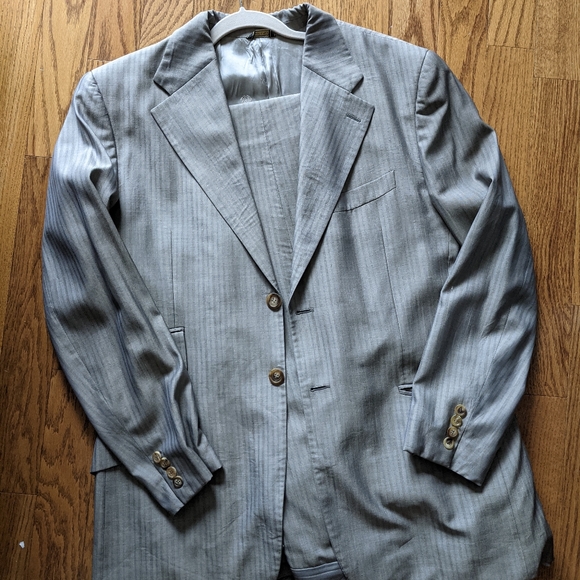 Versace suit - Picture 2 of 4